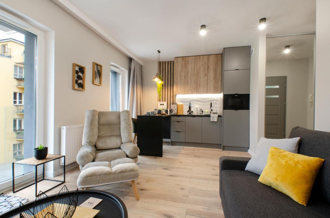 East Side Apartments วูดช์ ภายนอก รูปภาพ