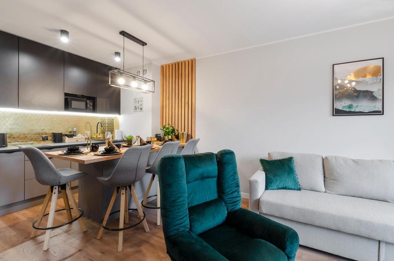 East Side Apartments วูดช์ ภายนอก รูปภาพ