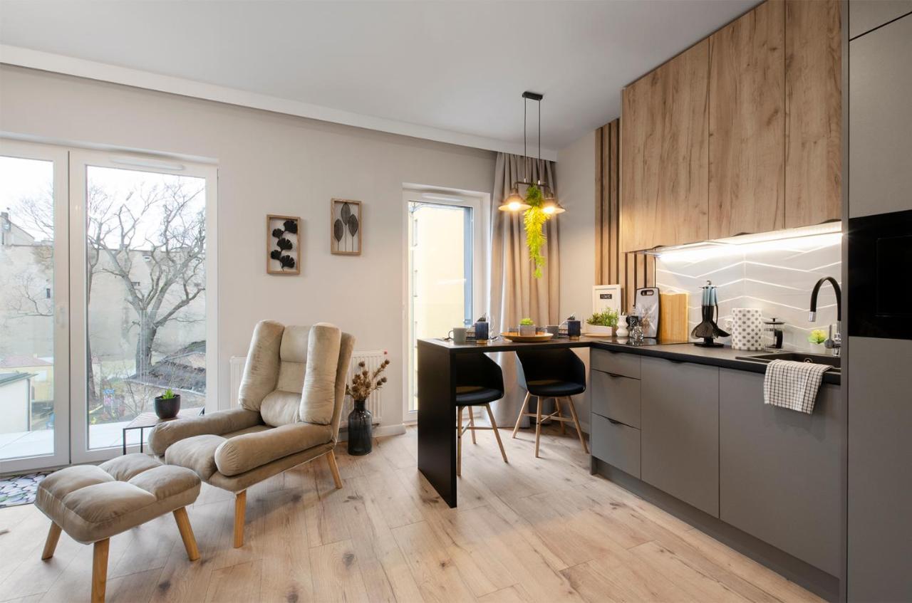 East Side Apartments วูดช์ ภายนอก รูปภาพ
