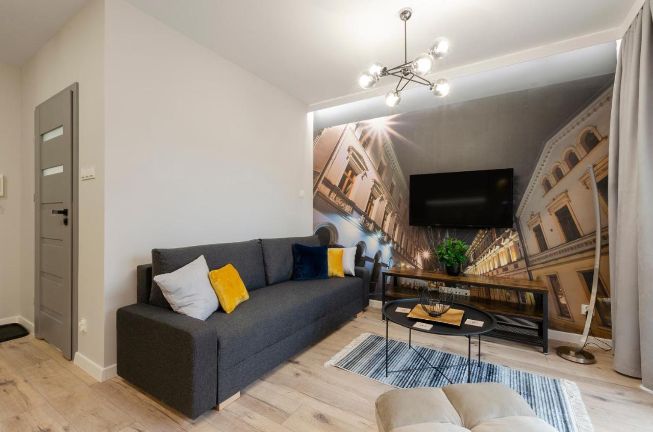 East Side Apartments วูดช์ ภายนอก รูปภาพ